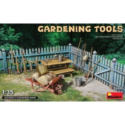 MINIART 35641 Gardening...